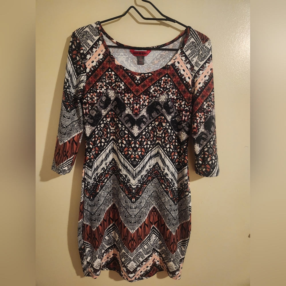 Hot Kiss Black and White Graphic Tunic Dress